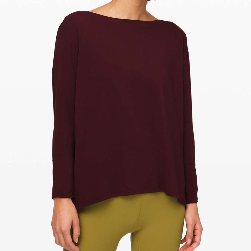 Lululemon back in action long sleeve